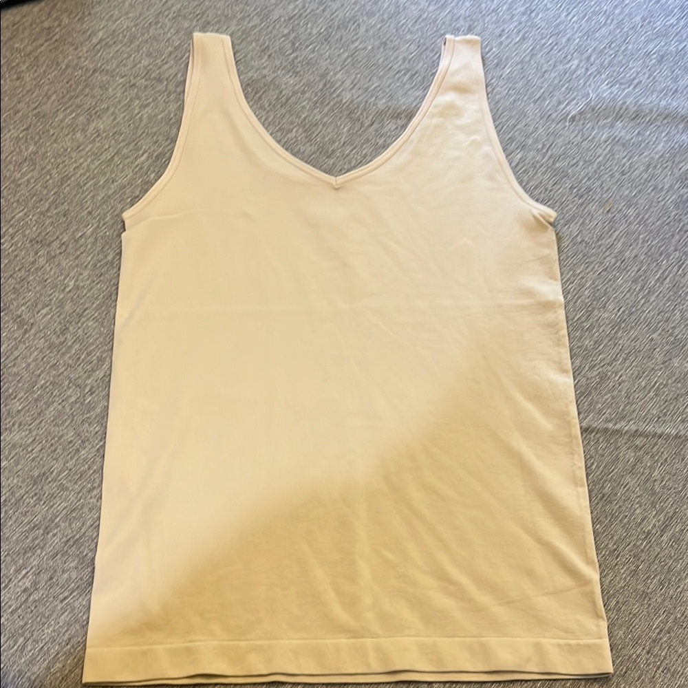 Zenana Outfitters Cream Fitted Sleeveless Tank Top